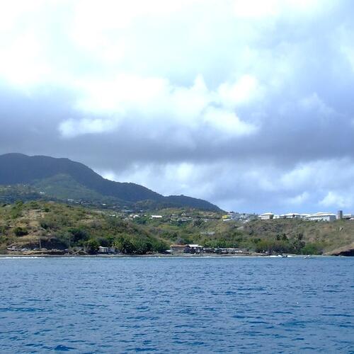 Kust van het Carribische eiland Montserrat.