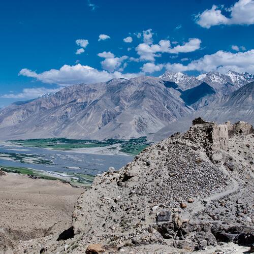 Ruïnes van een fort aan de zijderoute in de Wakhan-vallei.