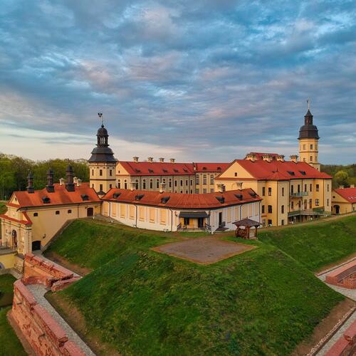 Het Njasvizj-kasteel in Wit-Rusland.