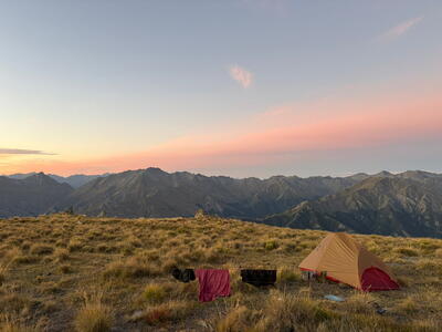 Tent van Kiara S. op de Te Araroa in Nieuw-Zeeland