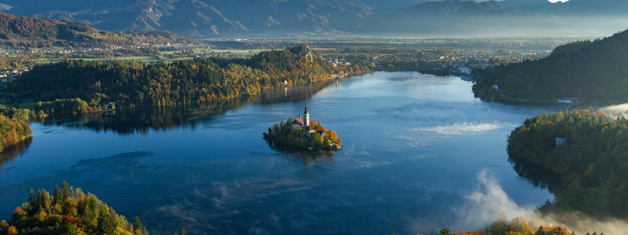 Het minuscule eilandje Bled in Slovenië.