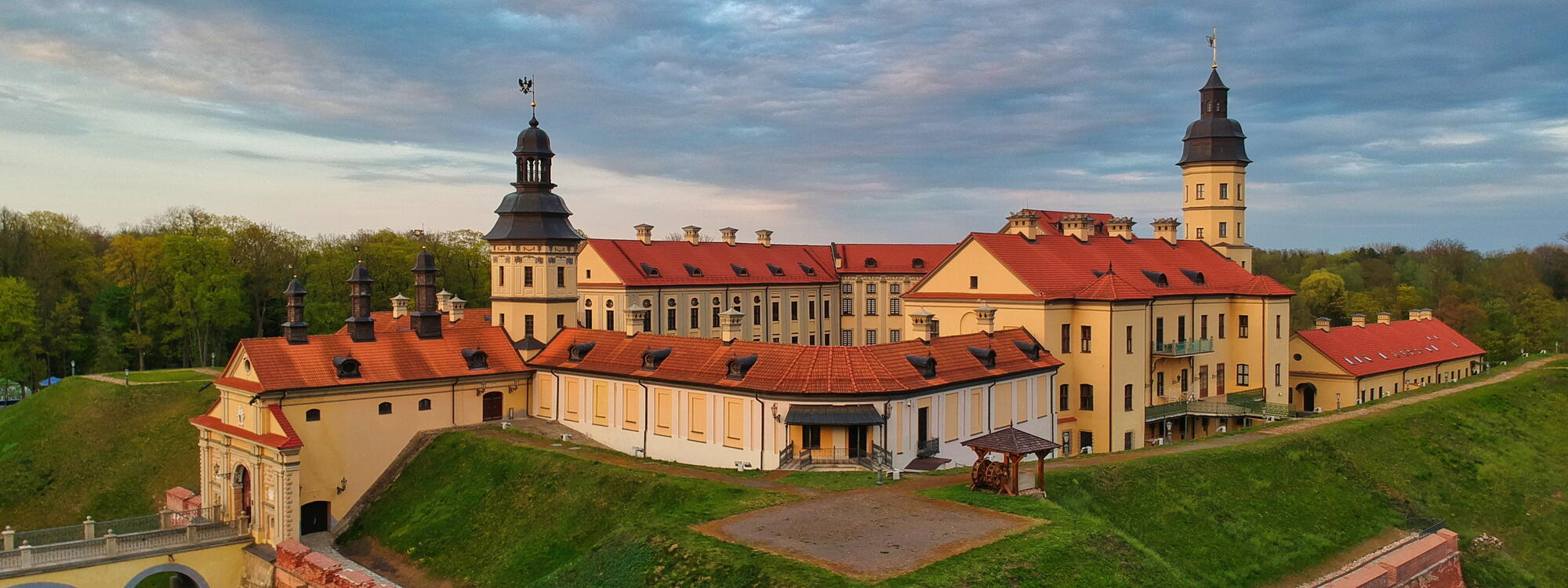 Het Njasvizj-kasteel in Wit-Rusland.