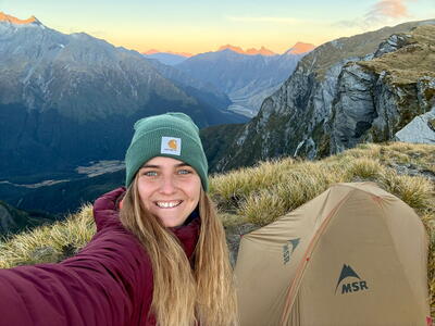 Een selfie van Kiara S. op de Te Araroa in Nieuw-Zeeland 