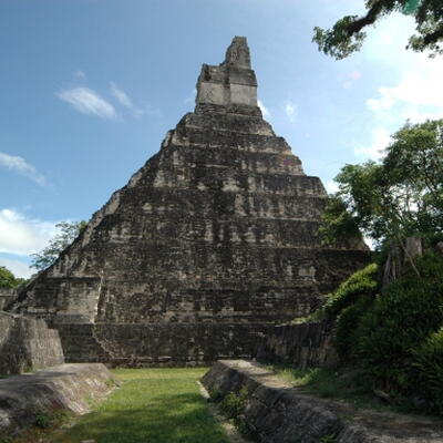 Templo del Gran Jaguar - Tikal (foto: Dirk Rosseel)