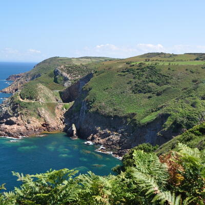 Langs de Noordkust van Jersey