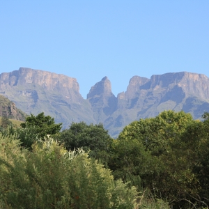 Drakensbergen, zicht op het Escarpment vanuit Injisuthi