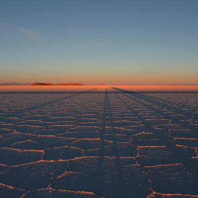 Zonsopgang op de Salar de Uyuni