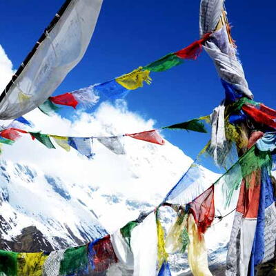 Op de top van Kyanjin Ri