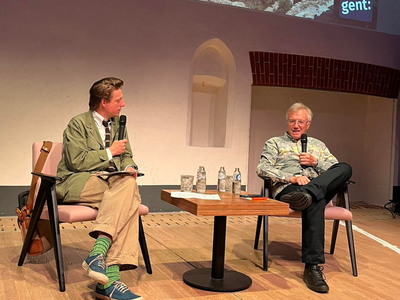 Bent Van Looy interviewt Tony Wheeler